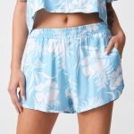 Short Billabong Out Sky